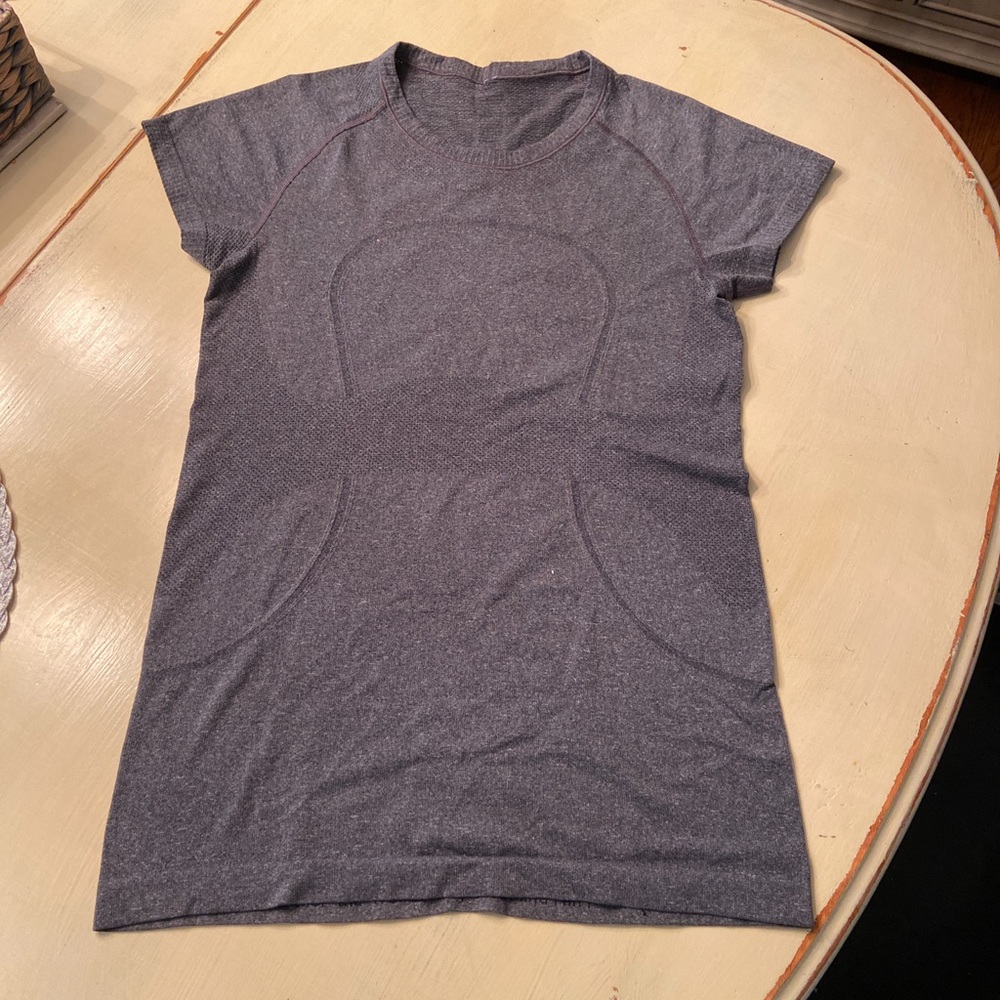 lululemon short sleeve